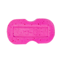ערכת ניקוי, טיפוח והגנה לאופנוע מאק אוף - MUC-OFF MOTORCYCLE ESSENTIALS KIT